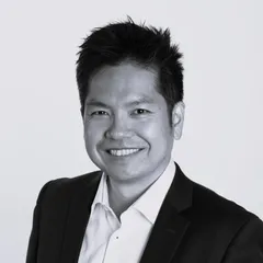 蔡卓男 作者照片